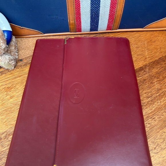 Cartier Vtg Burgundy Leather document notepad portfolio #luxury #office #preppy - Picture 12 of 15